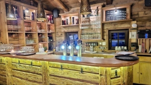 Bar im Tiroler Haus Eidenberger Alm